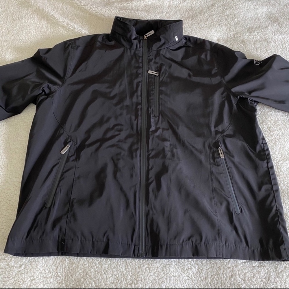 Tumi Tech Light Weight Travel Jacket - image 3